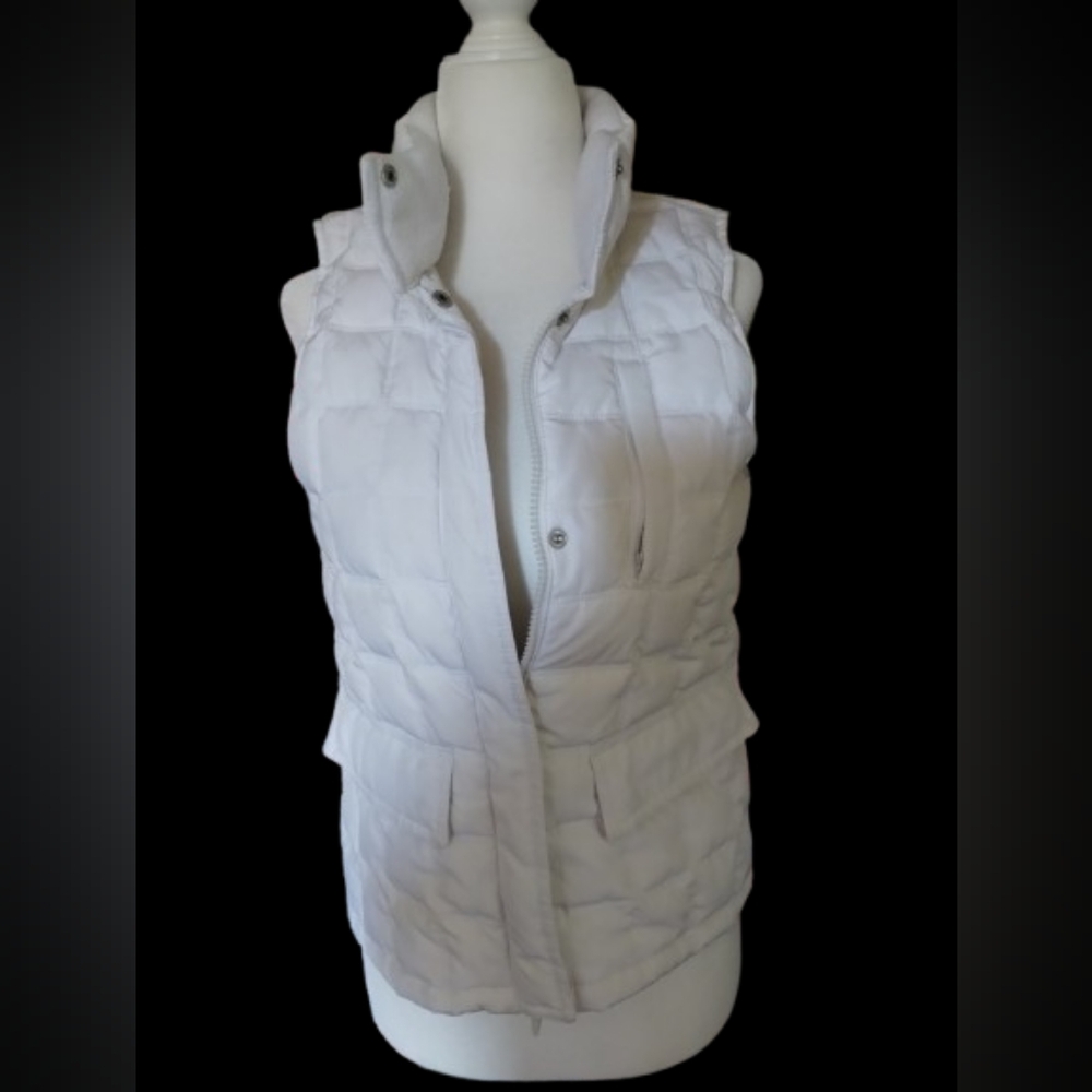 NWOT Kenneth Cole Reaction White Puffer Vest, XS